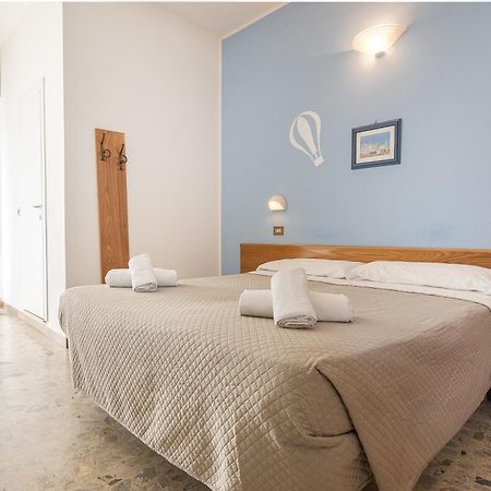 Hotel Santiago Rimini Dış mekan fotoğraf