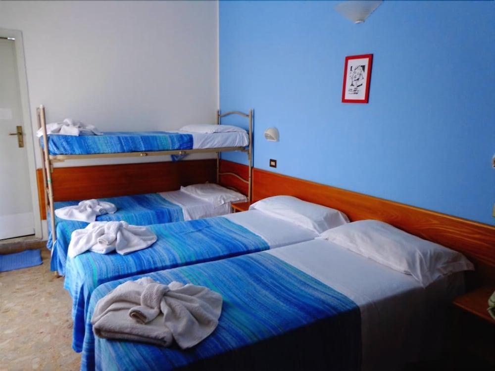 Hotel Santiago Rimini Dış mekan fotoğraf