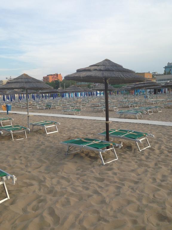 Hotel Santiago Rimini Dış mekan fotoğraf